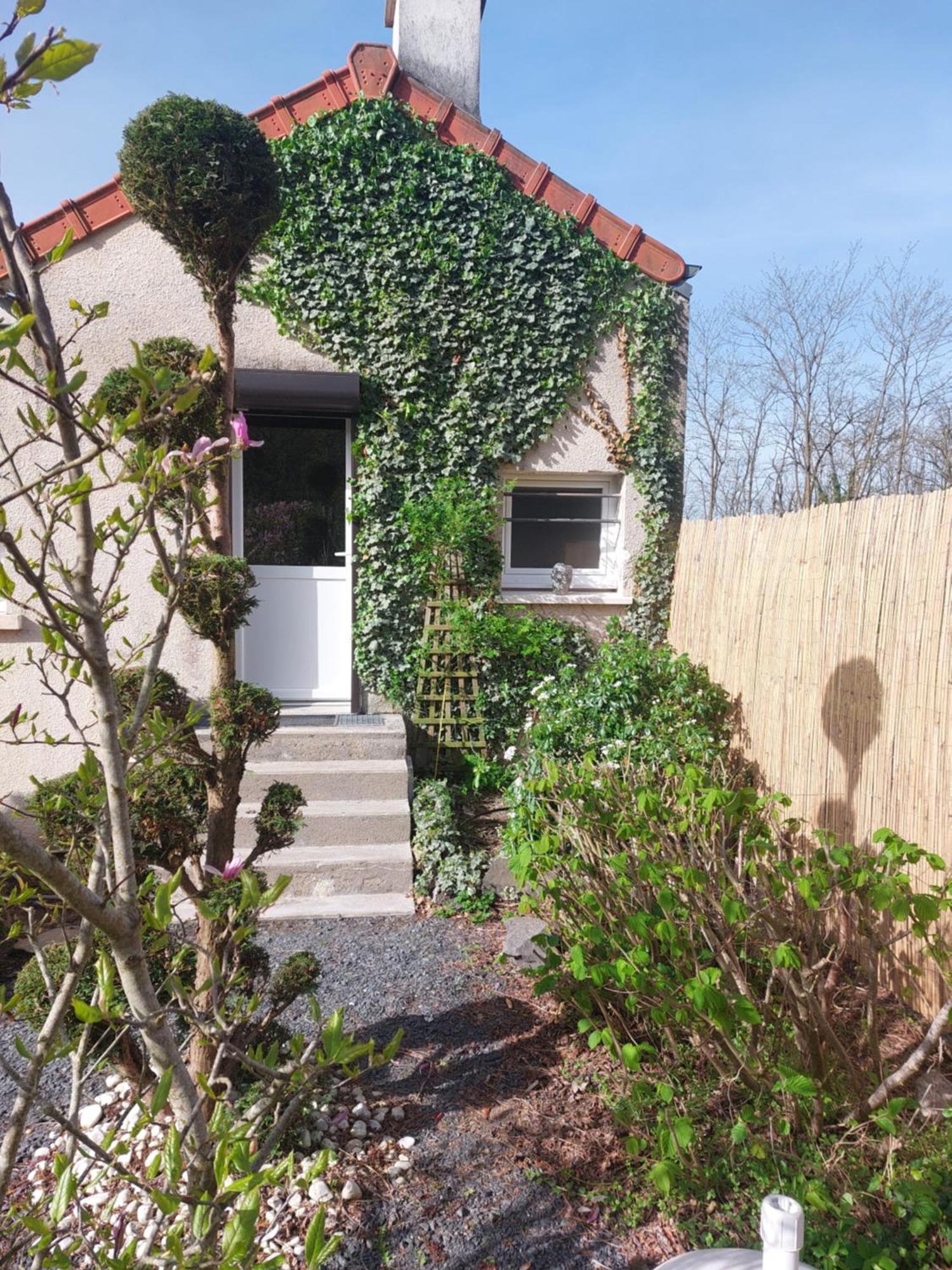 Вилла La Douceur De Vivre Gilly-sur-Loire Экстерьер фото